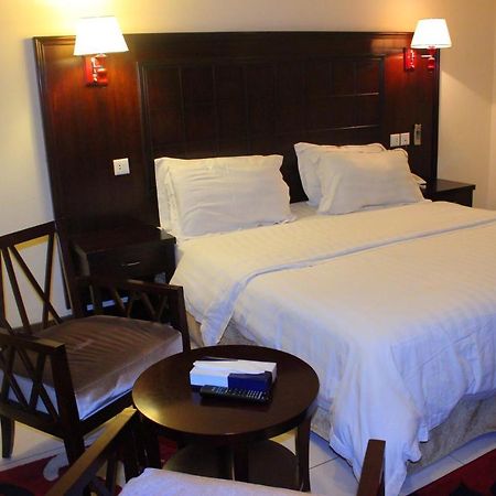 Al Harira Al Motamaiza Furnished Apartment Джидда Екстер'єр фото