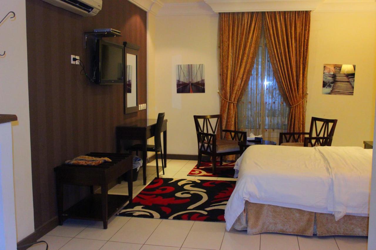 Al Harira Al Motamaiza Furnished Apartment Джидда Екстер'єр фото
