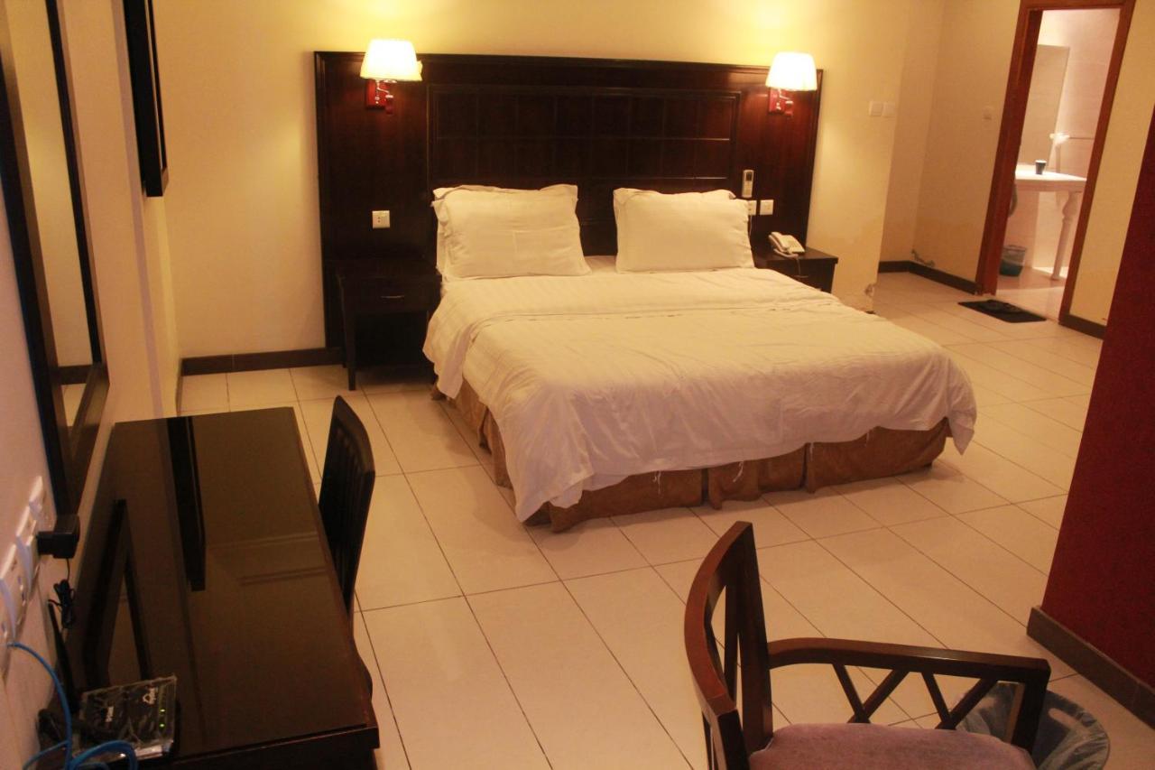 Al Harira Al Motamaiza Furnished Apartment Джидда Екстер'єр фото